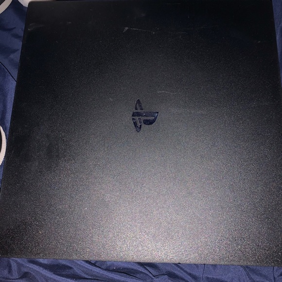 Ps4 pro - Picture 5 of 5